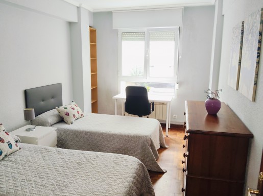VIVIENDA CON GARAJE Y TRASTERO