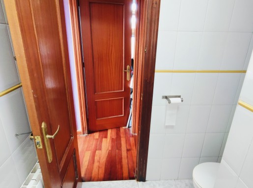 piso 3 habitaciones y 2 baños