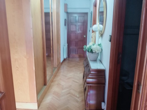 Piso centro con parking 